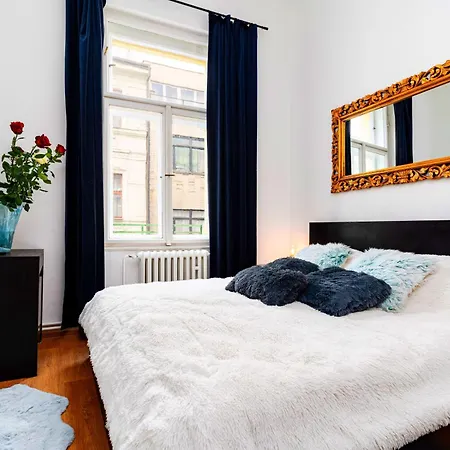 Grand Luxury Gold Apartment Prag