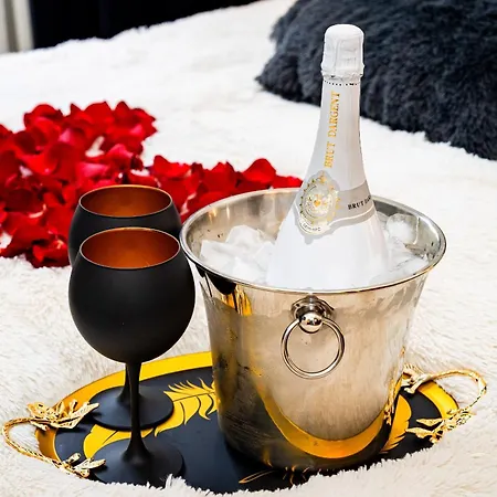Grand Luxury Gold * Prag