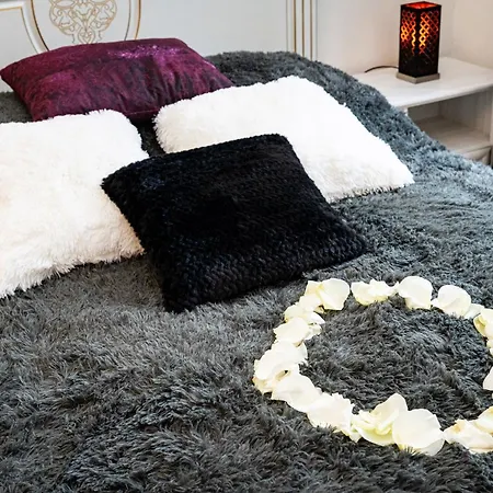Grand Luxury Gold * براغ