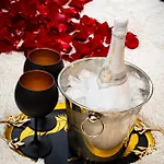 Grand Luxury Gold